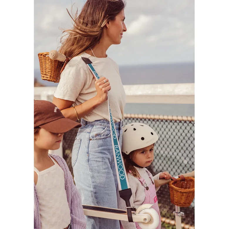 Banwood Carry Strap, Shoulder Strap for Skateboard, Scooter, and Balance Bike – Cream