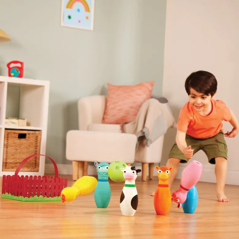 Battat Farmyard Bowling