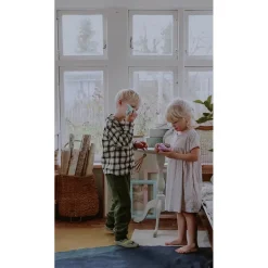 Lalarma Walkie Talkie for Kids, Purple