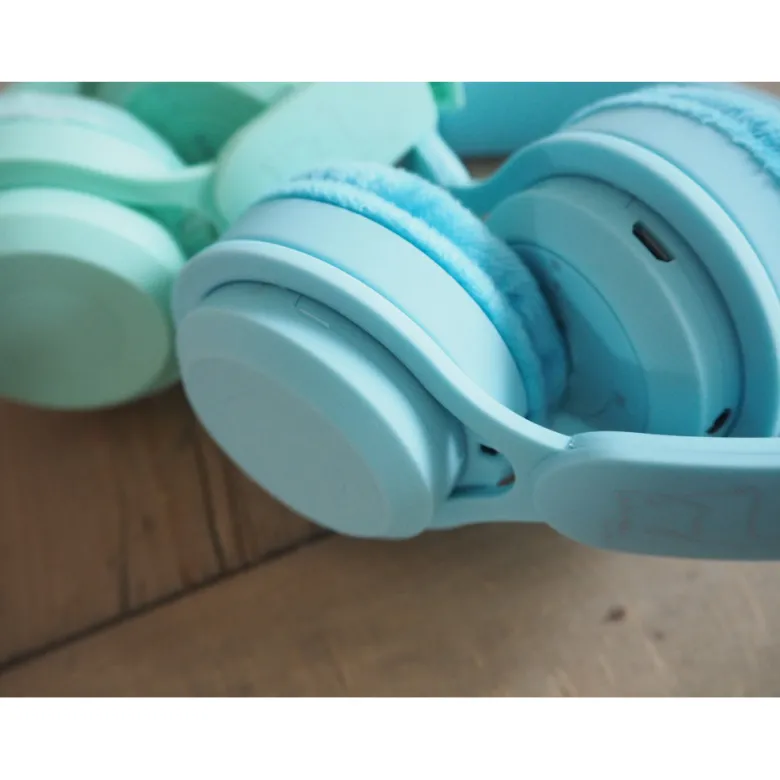 Lalarma Wireless Headphones with Max 85 DB, Blue Pastel