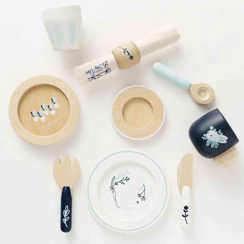 Le Toy Van Play Food, Honeybake - Dining Set for Play