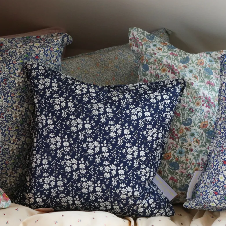 Lirum Larum Leg Mini, Liberty pillow, 50 x 50 cm - Alexander