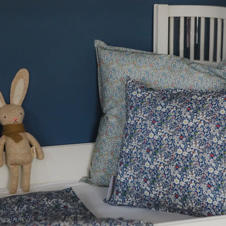 Lirum Larum Leg Mini, Liberty pillow, 50 x 50 cm - Alexander