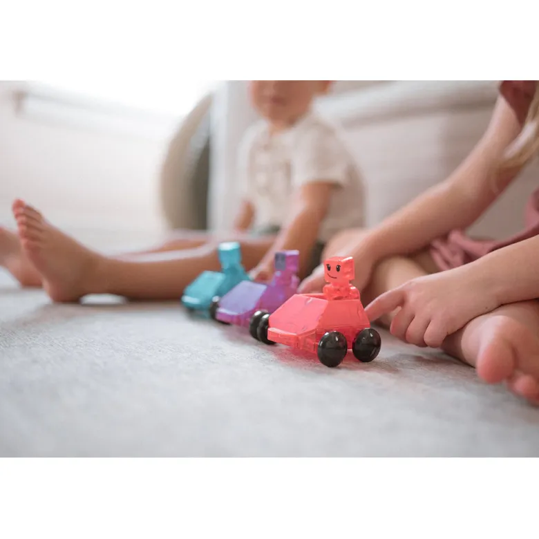 Magna-Tiles Dashers, Magnetic Building Set with 6 Pieces