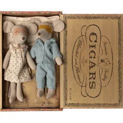 Maileg Mom and Dad Mice in Cigar Box