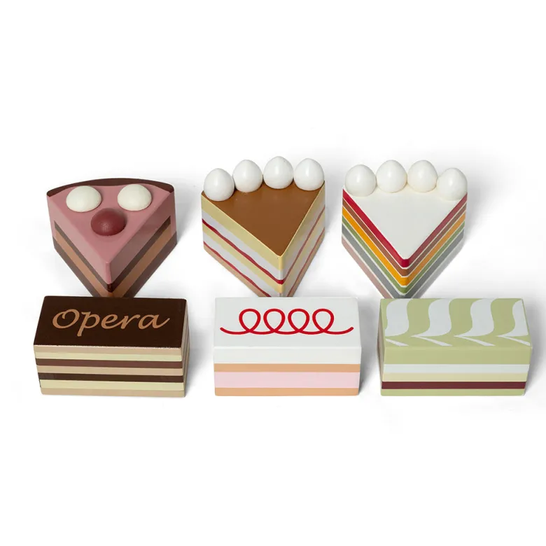 Mamamemo Wooden Play Food, Cake Slices on a Platter