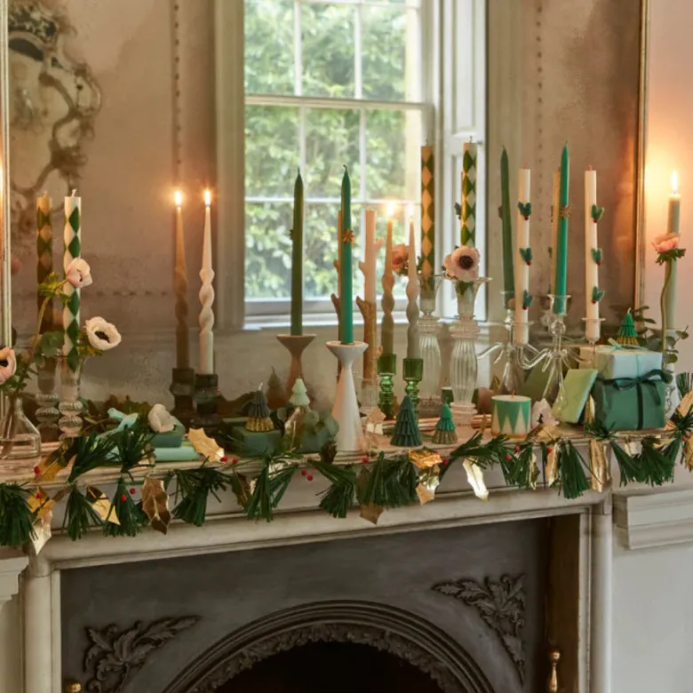 Meri Meri Garland, Pine Needles & Gold Holly – 1.2 m