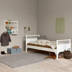 Oliver Furniture Seaside Bed – White