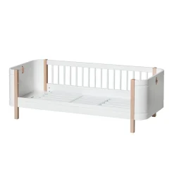 Oliver Furniture, Wood Mini+ Junior Bed - White/Oak