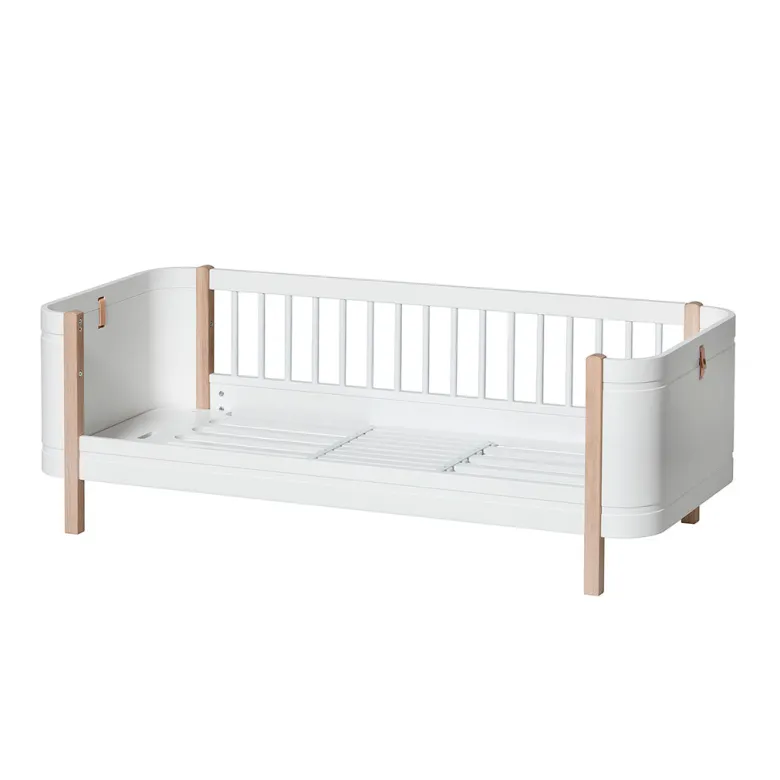 Oliver Furniture, Wood Mini+ Junior Bed - White/Oak