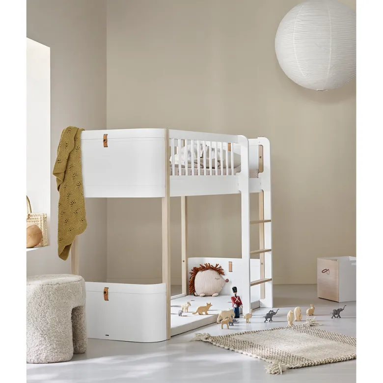 Oliver Furniture, Wood Mini+ Half-High Bed – White/Oak