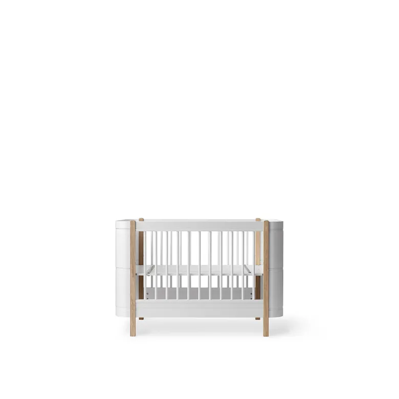Oliver Furniture, Wood Mini+ Crib excl. Junior Kit - White/Oak