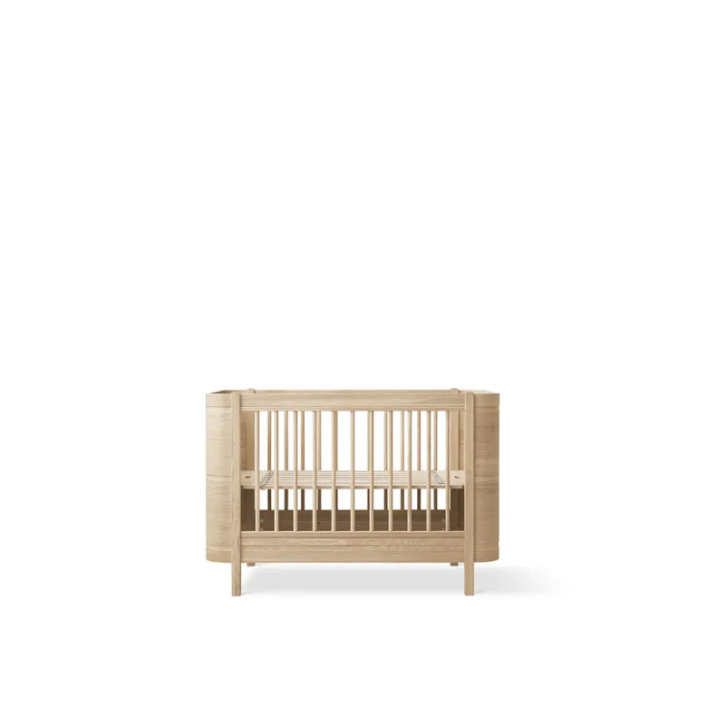 Oliver Furniture, Wood Mini+ Crib excl. Junior Kit - Oak