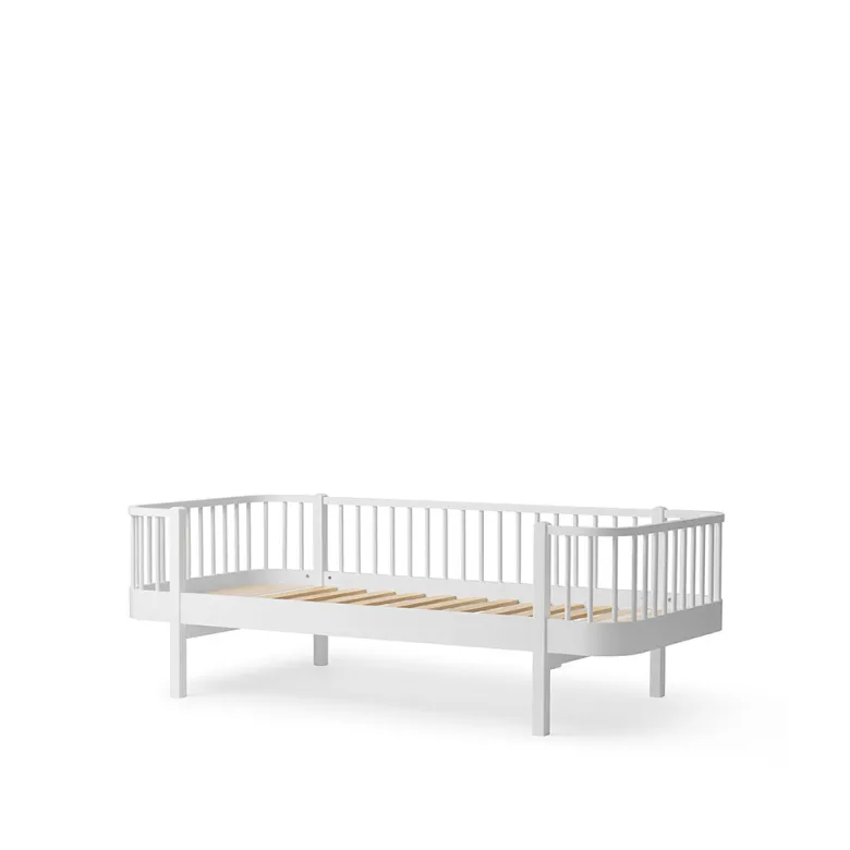 Oliver Furniture, Wood Original, Sofa Bed - White