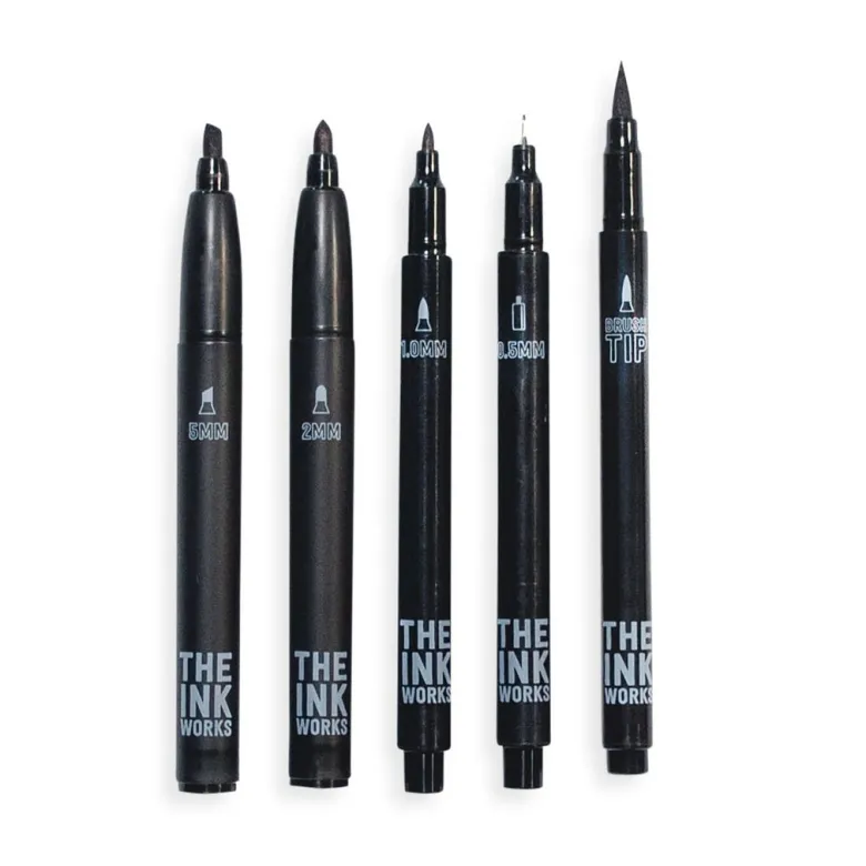 Ooly Black Pens Set of 5, The Ink Works Collection