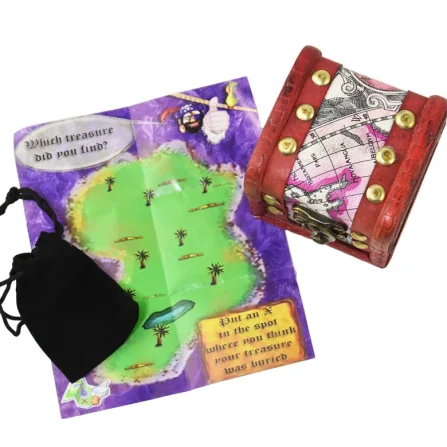 Robetoy Pirate Treasure Chest with Contents, assorted