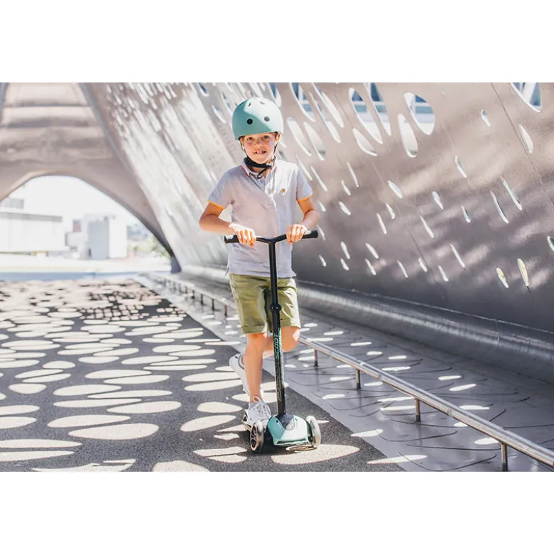 Scoot and Ride Highway Kick 5, Kick Scooter – LED Ash