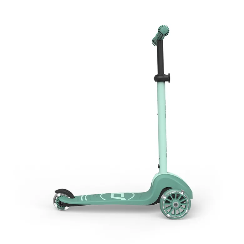 Scoot and Ride Highway Kick 3S, Kick Scooter – LED Forest