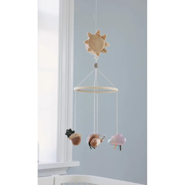 Sebra Music and Mirror Mobile, Woodland