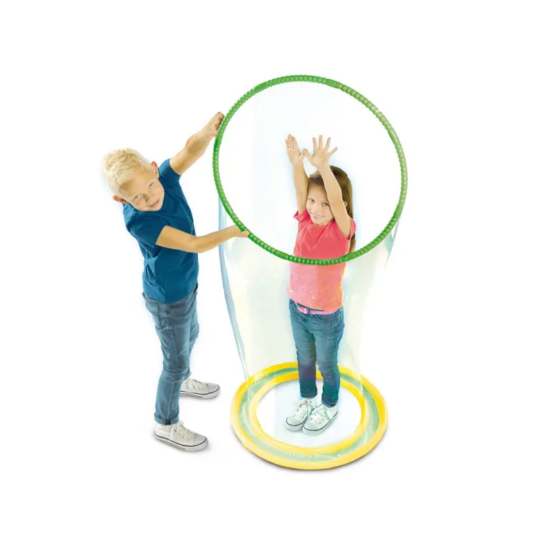 SES Creative Mega Bubble – step inside a giant soap bubble!