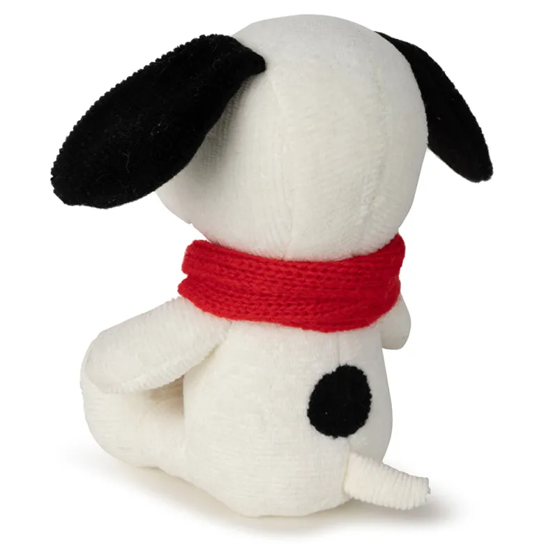 Snoopy Plush Toy with Scarf, 17 cm – Nuser Bamse