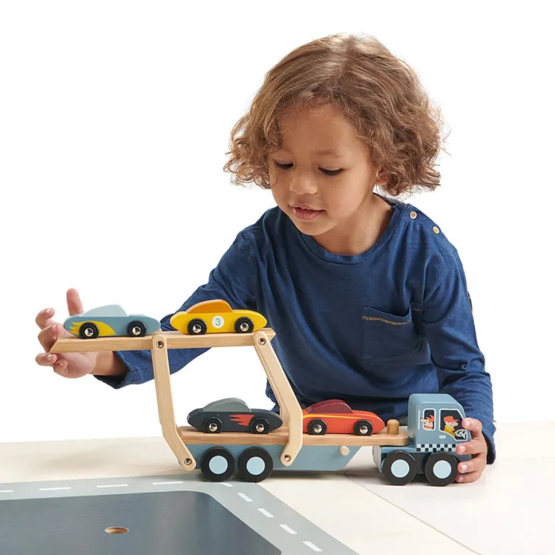 Tender Leaf, Car Transporter