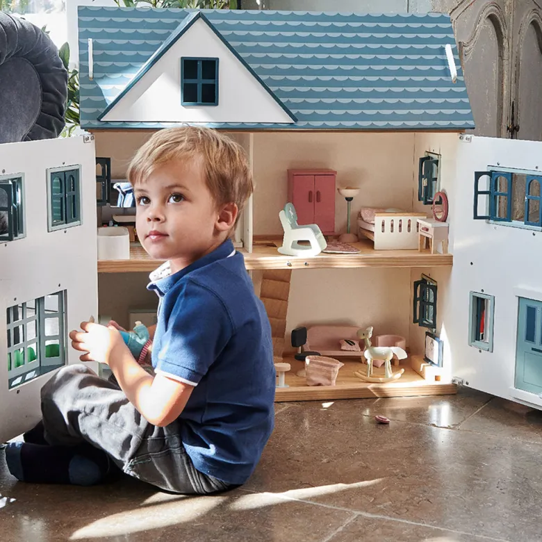 Tender Leaf, Dollhouse – Dovetail House
