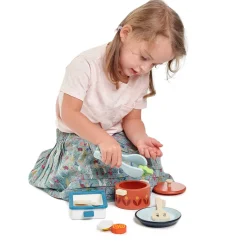 Tender Leaf, Wooden Play Food – Pots & Pans