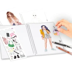 TopModel Pocket Coloring Book, Nyela & Lexy