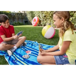 Uno Card Game, H2O to Go - Waterproof Edition